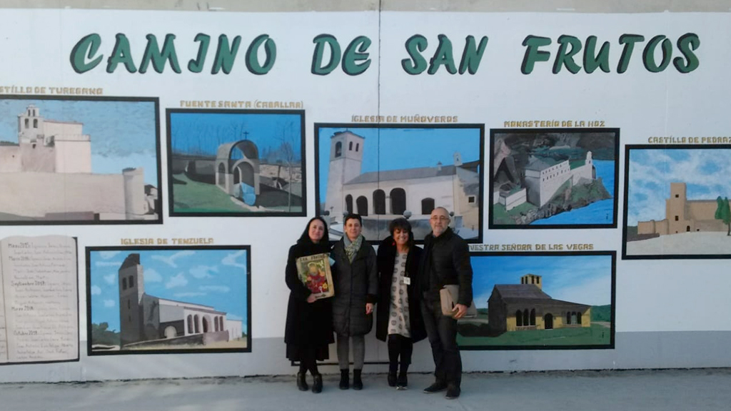 Los promotores del proyecto han recibido esta semana a la concejala de Turismo y la gerente de Turismo de Segovia. / E. A.