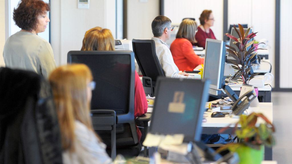 Las oficinas de la Seguridad Social  registraron un descenso del 2,12 por ciento./ KAMARERO