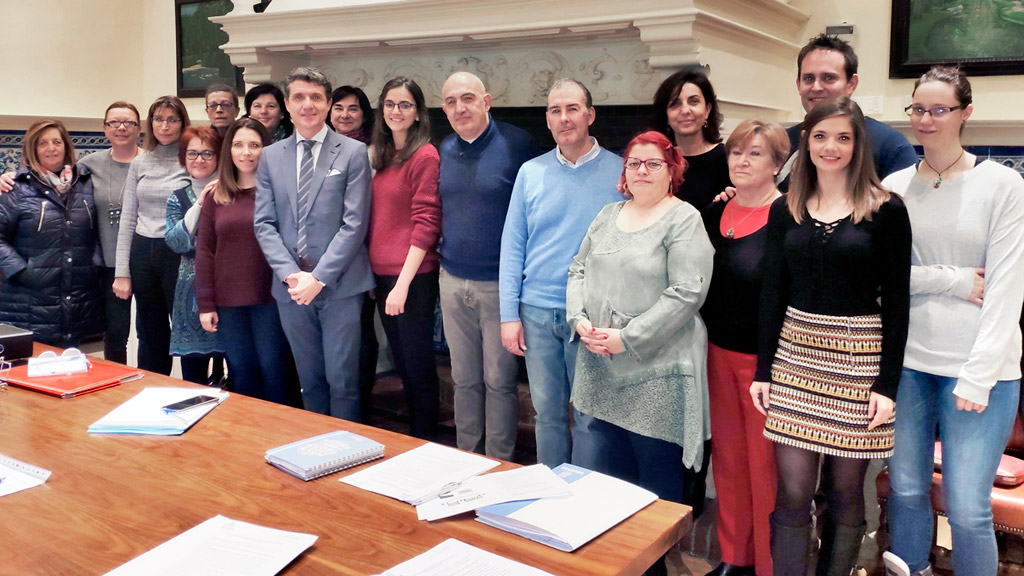 Los participantes en el encuentro que ha celebrado este consejo sectorial en el Ayuntamiento de Segovia. / E. A.