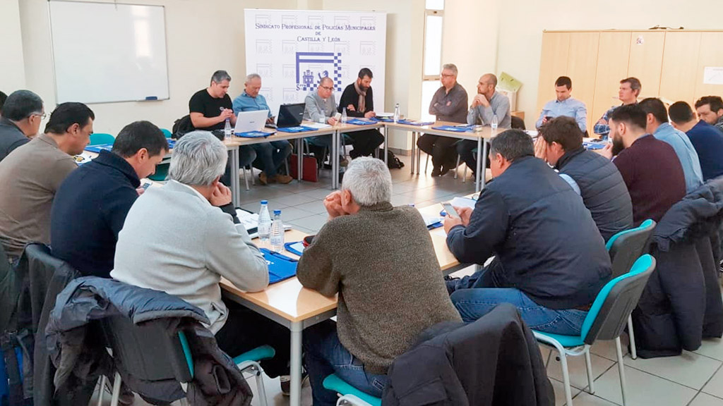 El Sindicato Profesional de Policía Municipal en Castilla y León ha celebrado su asamblea en Segovia. / E. A.