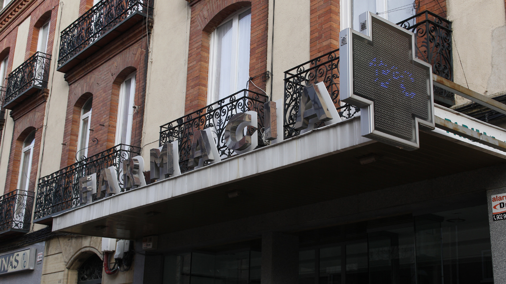 La red provincial cuenta con 99 oficinas de farmacias en la provincia y ciudad de Segovia. / NEREA LLORENTE