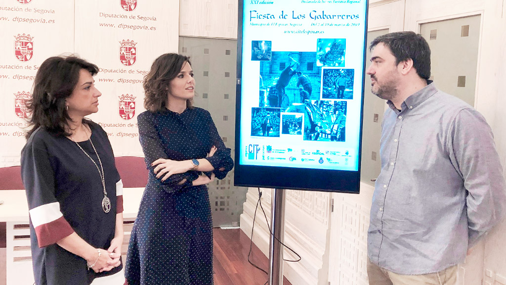 De izquierda a derecha, Alicia Palomo, Sara Dueñas y Juan Andrés Saiz en la presentación de la Fiesta.