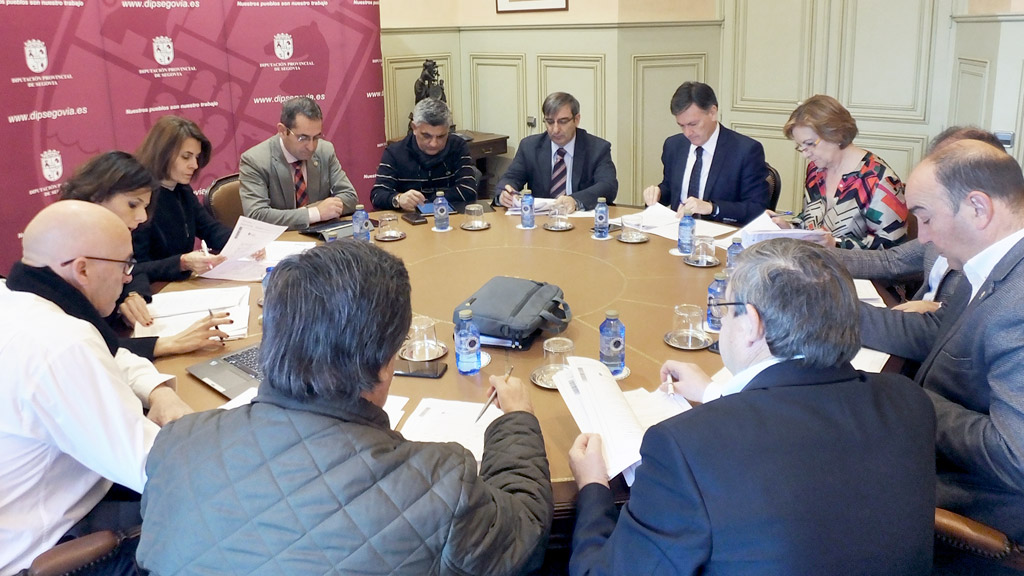 La Junta de Gobierno de la Diputación Provincial aprobó en nuevo Plan de Empleo que recoge varias mejoras y mayor dotación presupuestaria. / E. A.