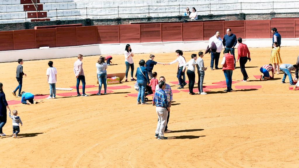 Una de las actividades para niños celebrada en la plaza de toros de Baeza (Jaén) el pasado año.