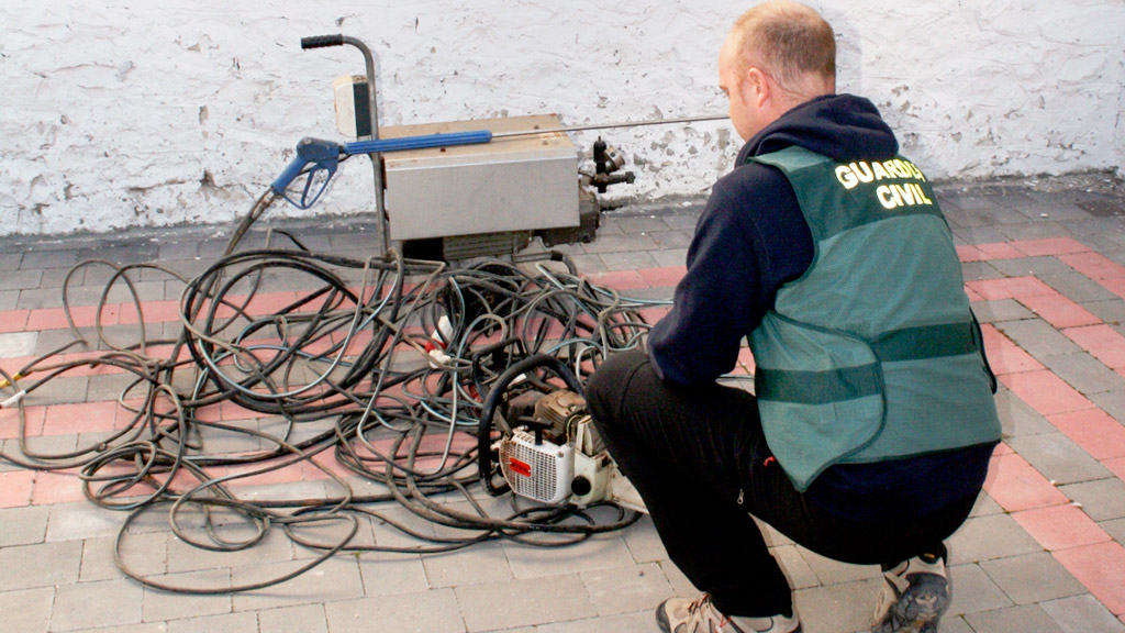 Objetos recuperados por la Guardia Civil, sustraidos en las naves ganaderas. / el adelantado