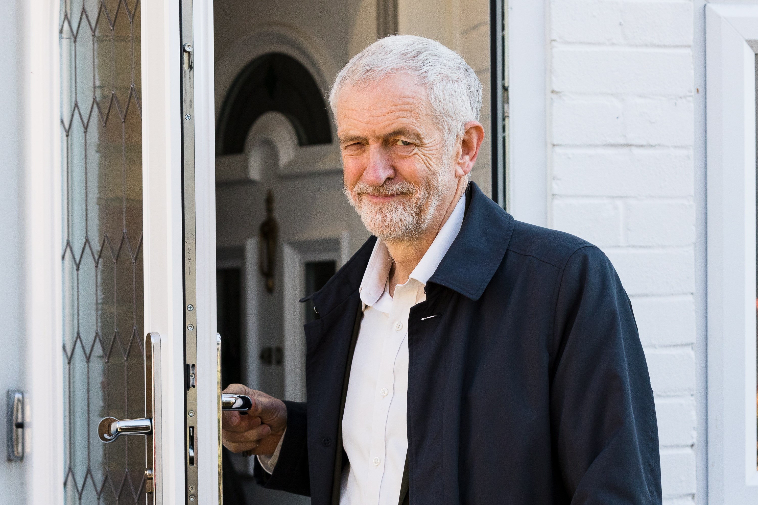 El líder del Partido Laborista británico, Jeremy Corbyn, en su residencia del norte de Londres.