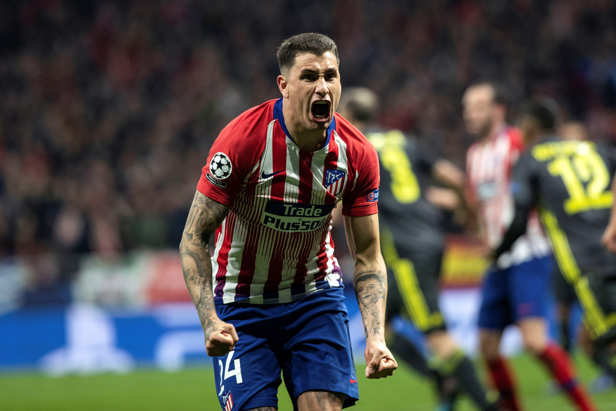 El Atleti saca la furia 1 José María Giménez celebra el gol que ponía al Atlético por delante después de contar con numerosas ocasiones en la segunda parte.