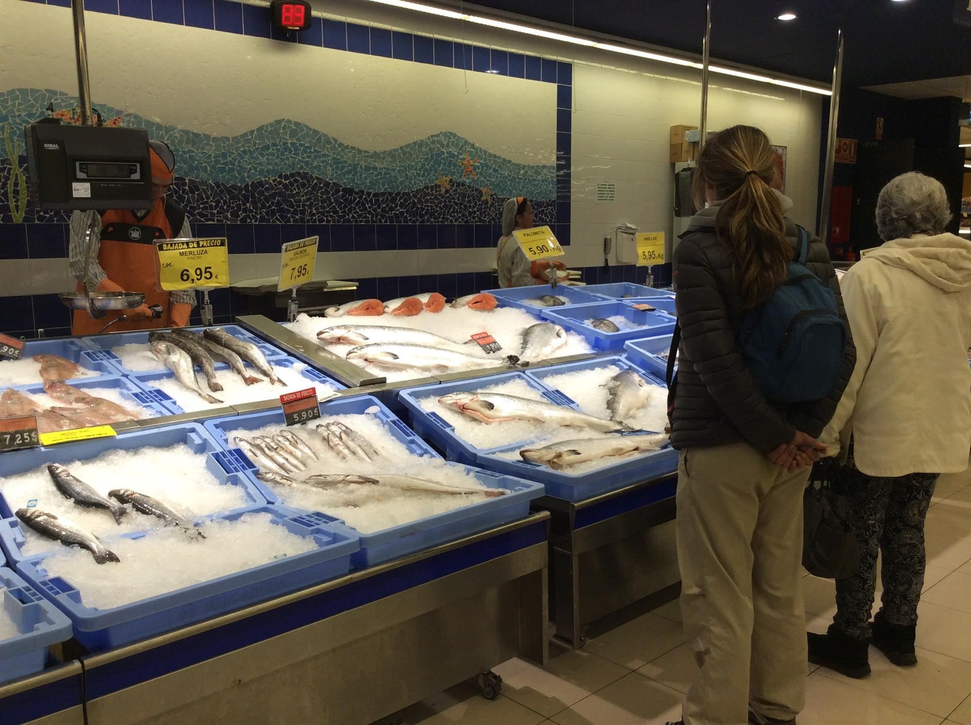 Un total de 15 comunidades autónomas registraron incrementos en las ventas del comercio minorista en 2018. / e. P.