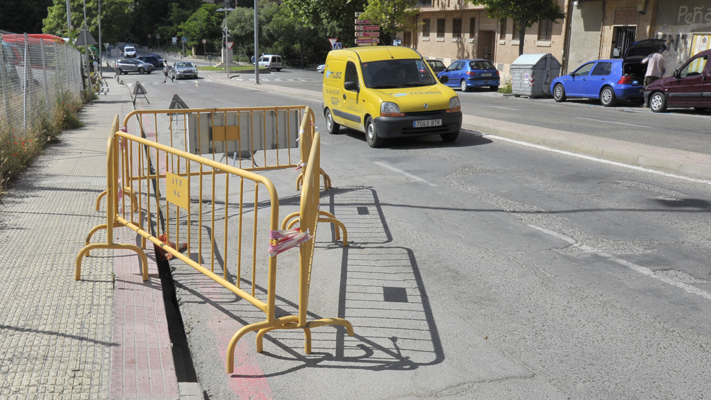 La calle Ezequiel González será una de las próximas en las que intervendrá el Ayuntamiento. / KAMARERO