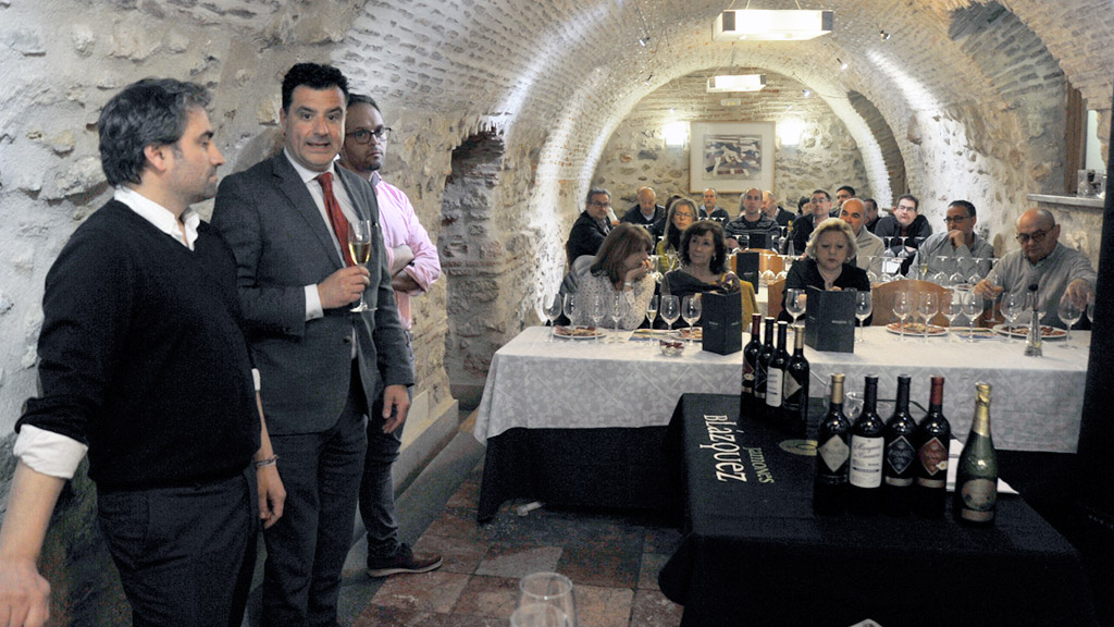 12 2kama restaurante jose cata vino kam2495