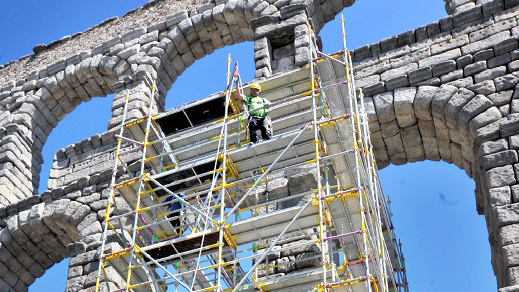 El andamio no será necesario para colocar la réplica de la Virgen. / Kamarero