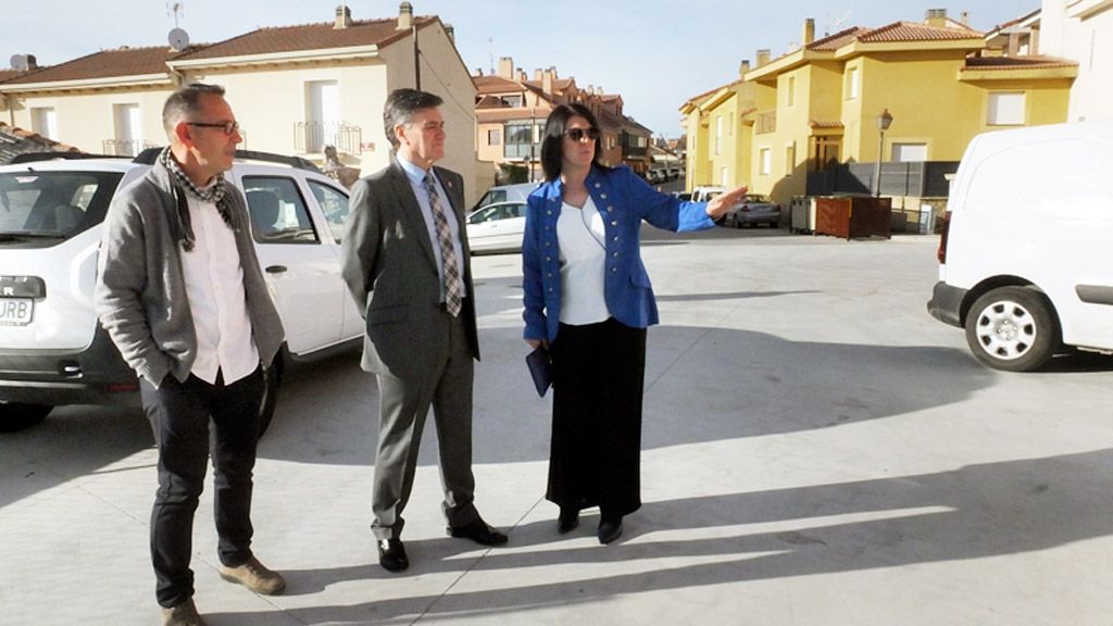 Un momento de la visita de Vázquez a la localidad. / el adelantado