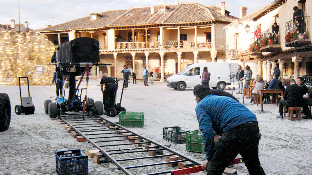 Imagen de un rodaje anterior en la Plaza Mayor de la localidad de Pedraza. / Kamarero