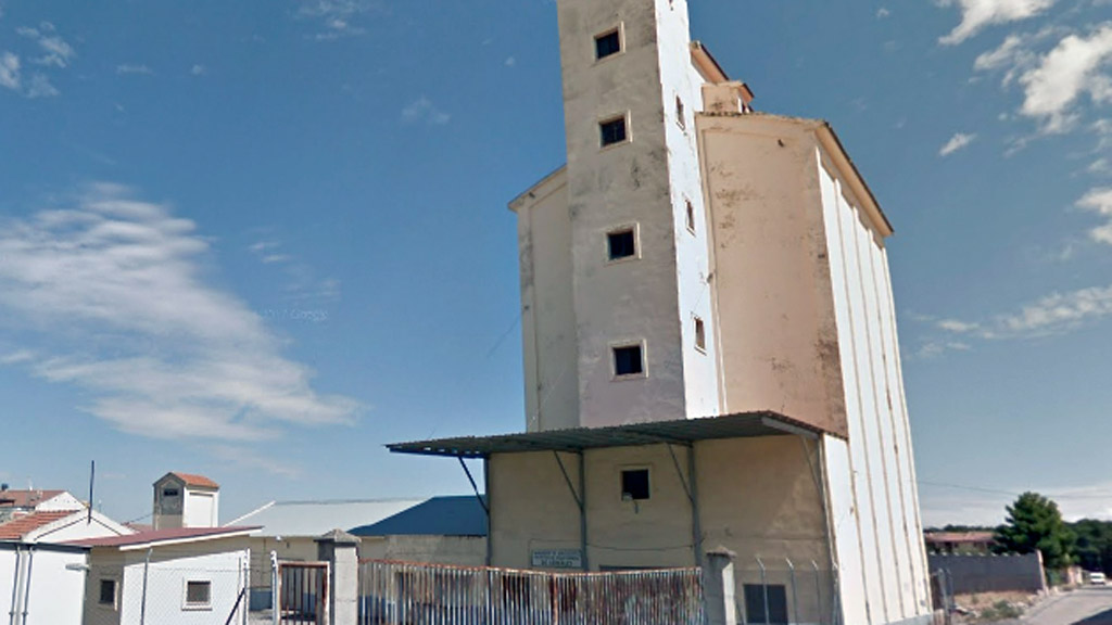 Imagen del silo de Cantalejo que ha sido vendido mediante subasta pública. /E. A.