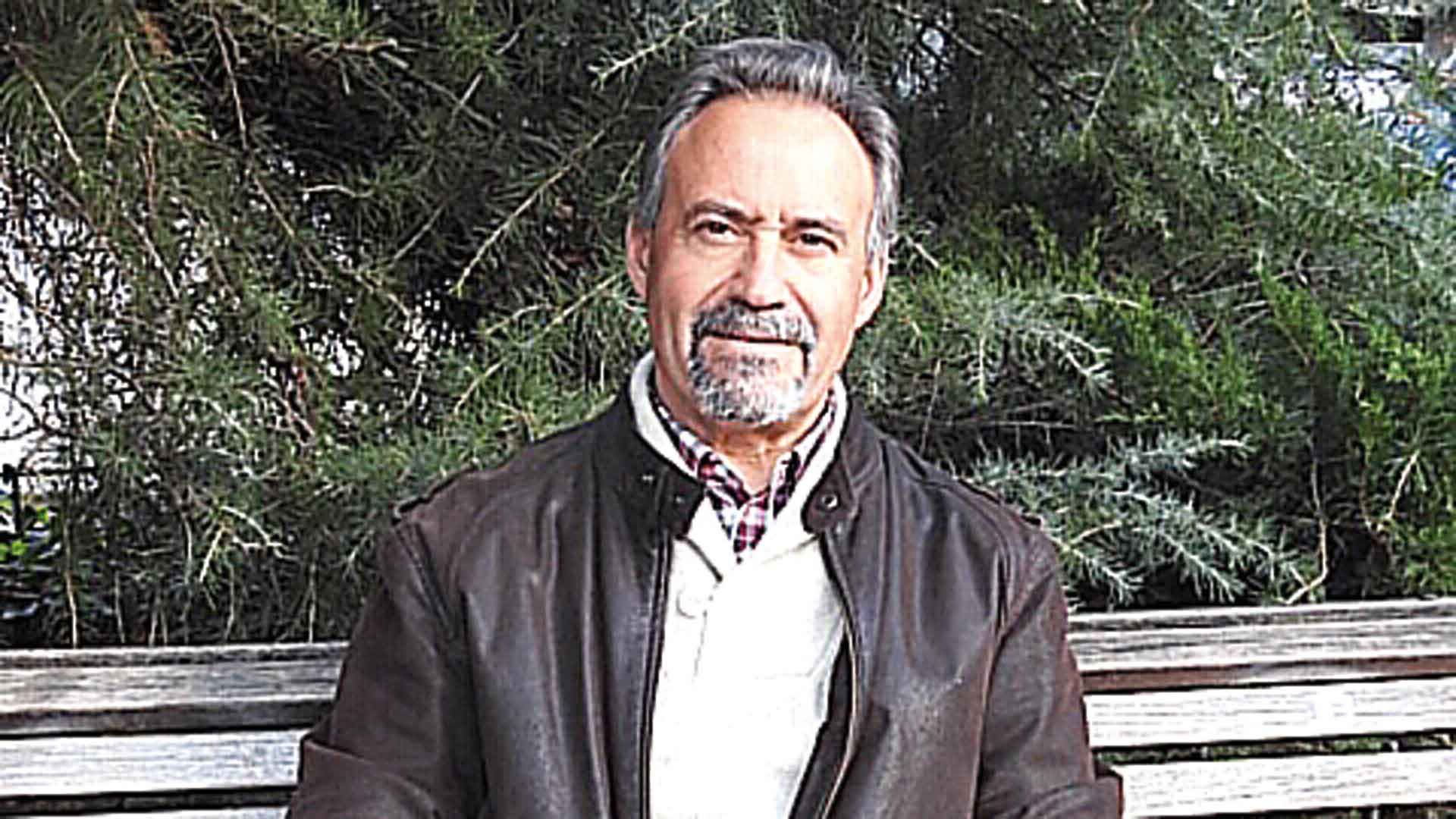 Juan Cuellar Lázaro, Cronista Oficial de Fuentepiñel y de la Comunidad de Villa y Tierra de Fuentidueña.