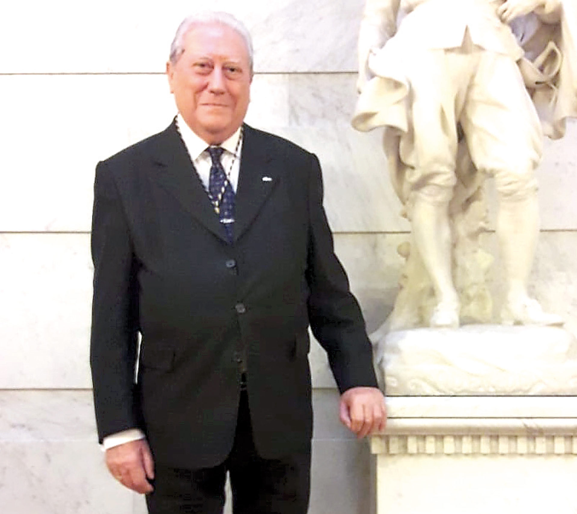 22 01 angel esteban calle