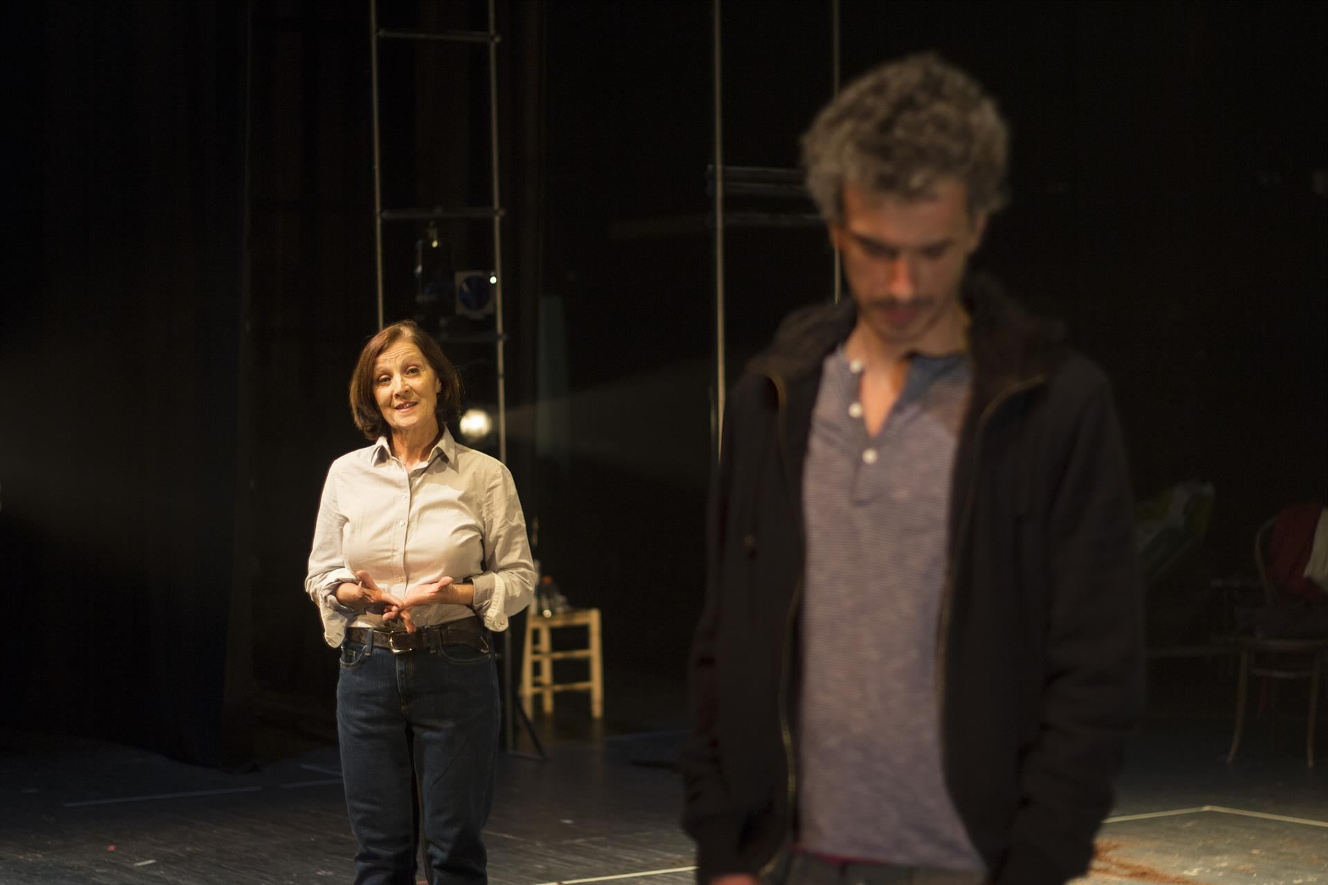 La trilogía está formada por los montajes ‘Proyecto 43-2’, ‘La mirada del otro’ y ‘Viaje al fin de la noche’. / europa press