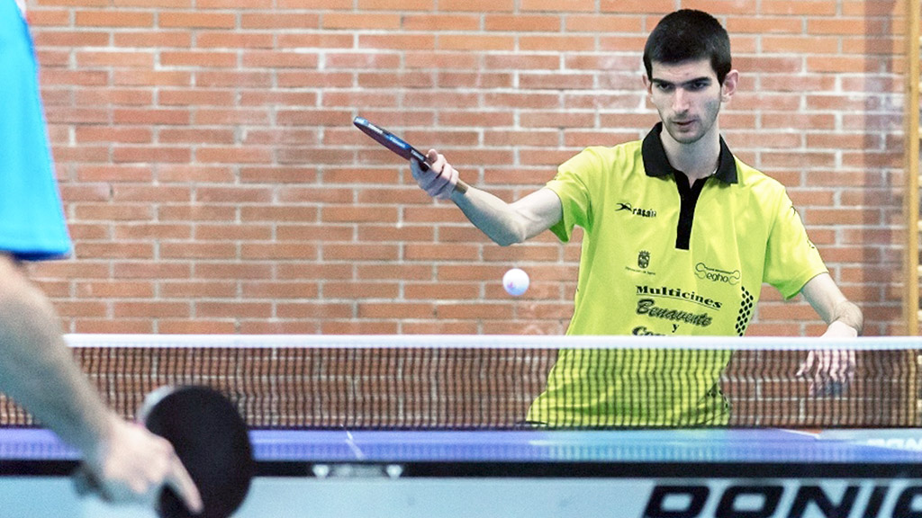 Dani Sanz, en un momento del encuentro que el Seghos San Cristóbal disputó en Las Rozas. / CD SEGHOS