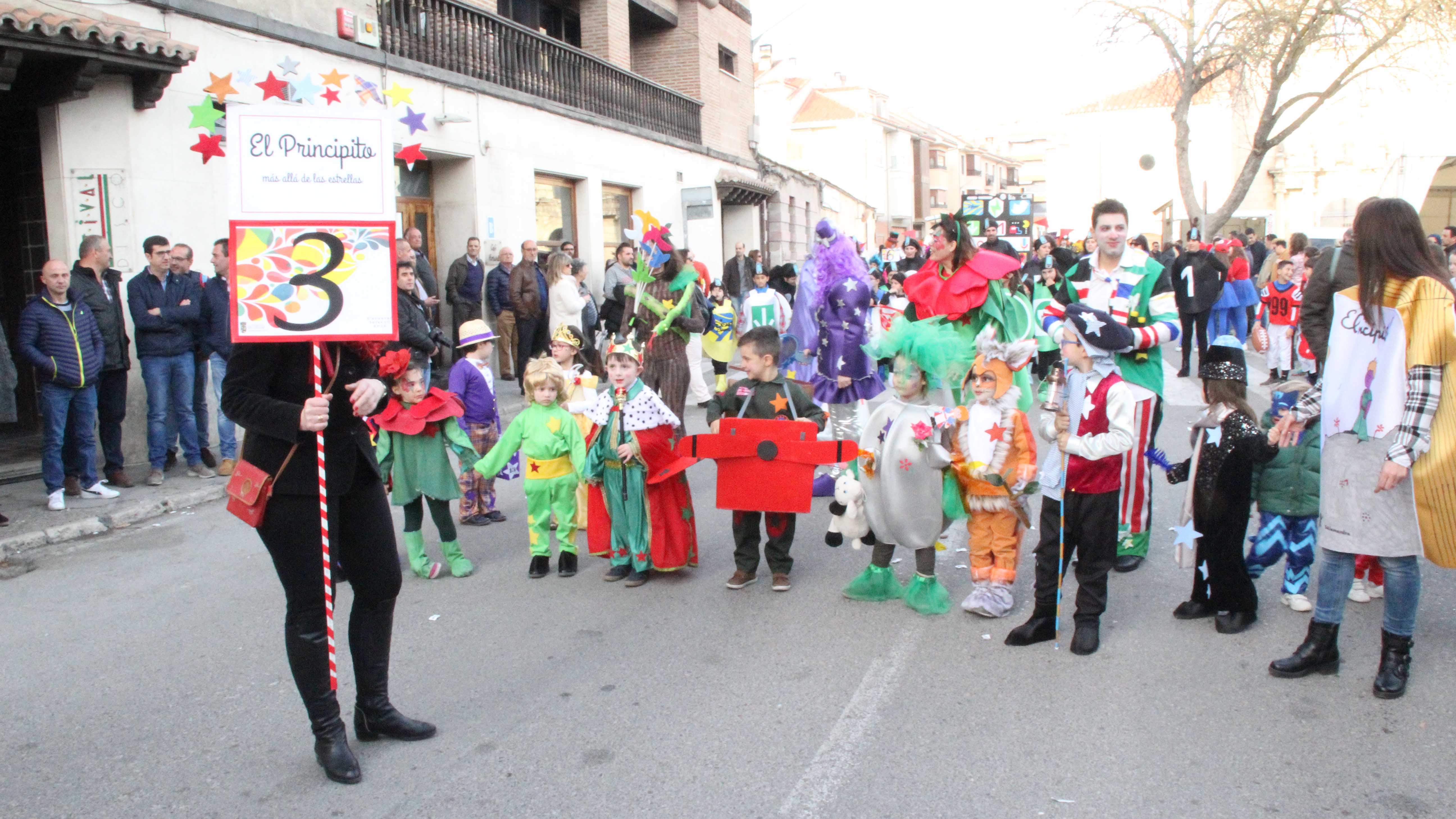 'El Principito', grupo ganador de el Concurso Infantil de Disfraces del Carnaval de Cuéllar