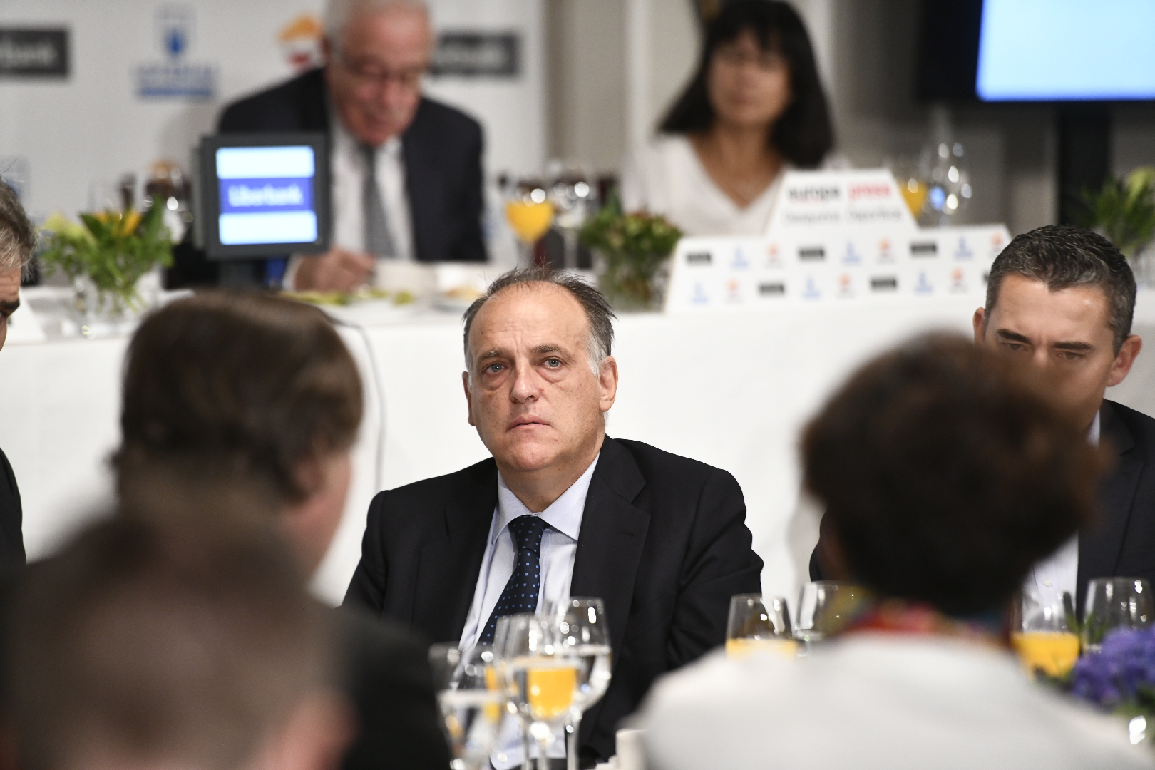 Tebas pidió al CSD poder fijar los horarios del fútbol sin consenso 1 El presidente de LaLiga, Javier Tebas, durante un desayuno informativo.