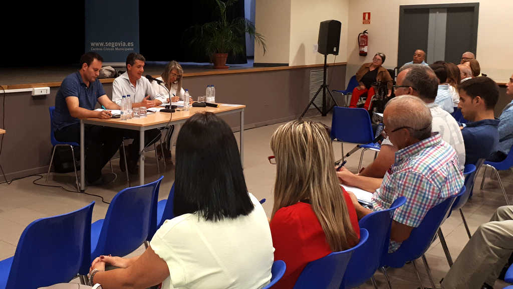 Asamblea celebrada en el Centro Cívico de San José en septiembre de 2018, de cara a los presupuestos participativos. / E. A.