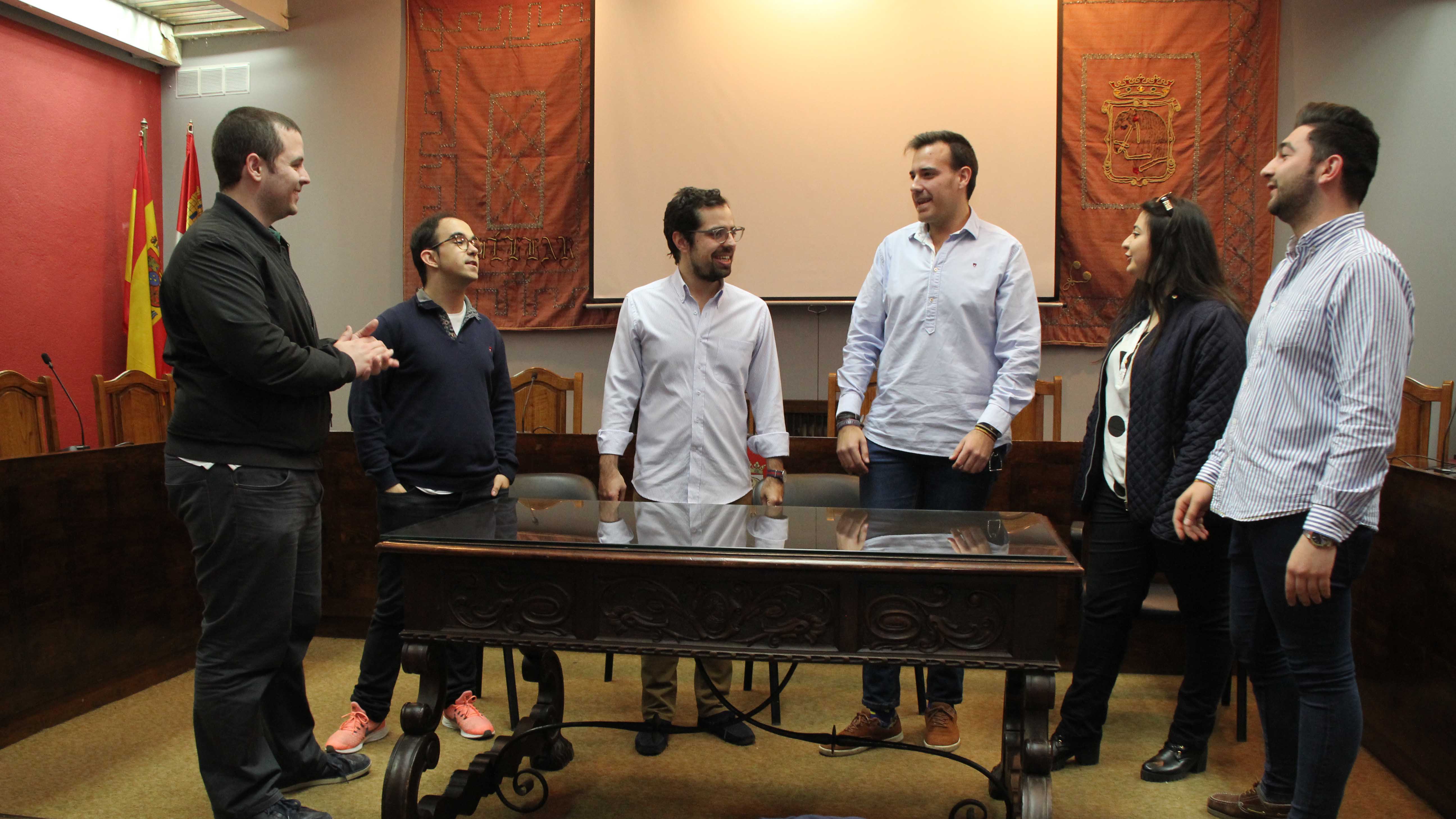 Miembros de Nuevas Generaciones en su asamblea anual./c. núñez