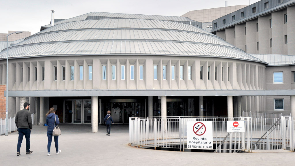 El complejo Asistencial de Segovia ha cerrado el primer trimestre de 2019 con 1.241 pacientes esperando un tiempo medio de 43 días para entrar en quirófano./ KAMARERO