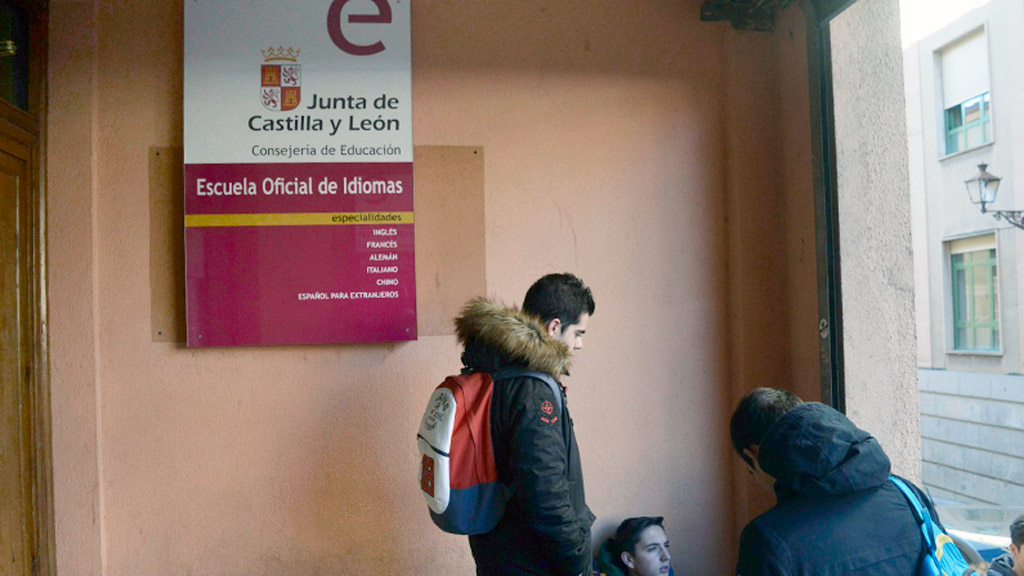 Escuela de Idiomas de Segovia, en la calle Ochoa Ondategui. / Tamara de Santos