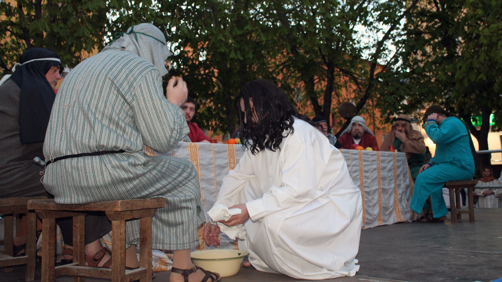 El via crucis de San José se celebró con grna afluencia de público./M.G.
