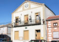 Fachada del Ayuntamiento de San Martín y Mudrián. / F.D.