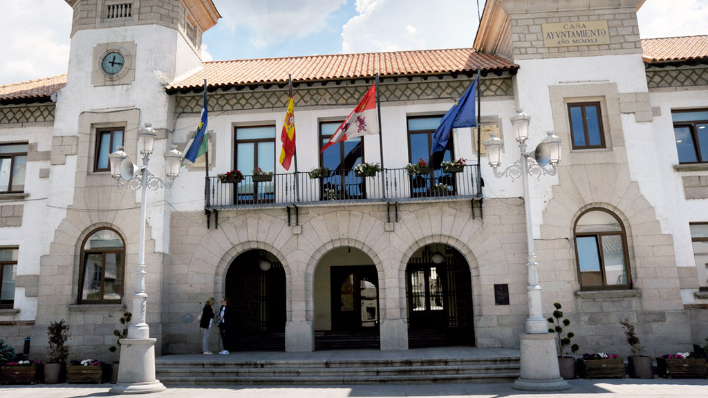 ‘Bandomovil’ El Espinar publica los componentes de las mesas electorales 1 La Policía Local notificará la noticia en los próximos días a los miembros electos.