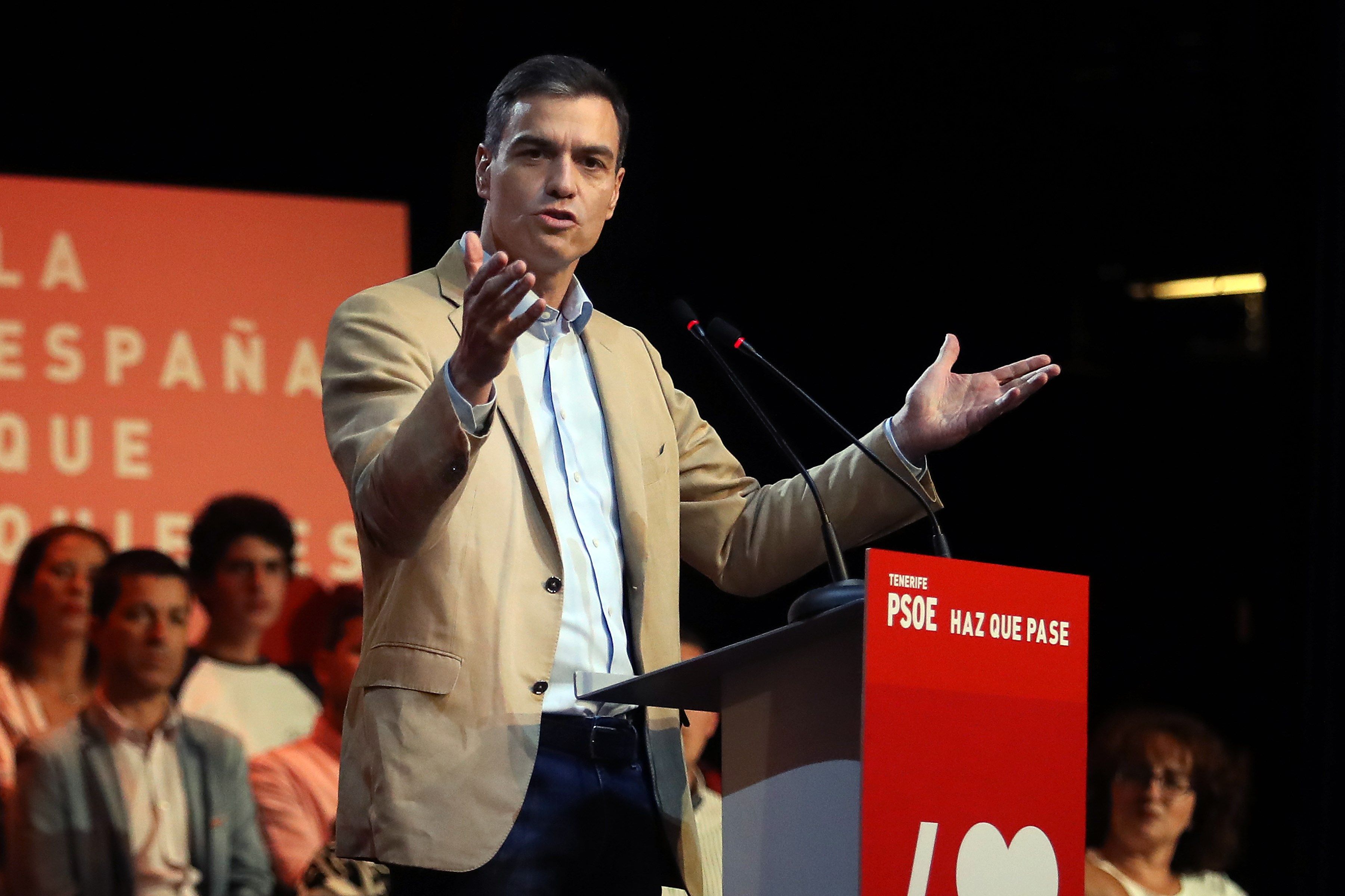 El presidente del Gobierno, Pedro Sánchez, durante el acto en la localidad tinerfeña de Arona.