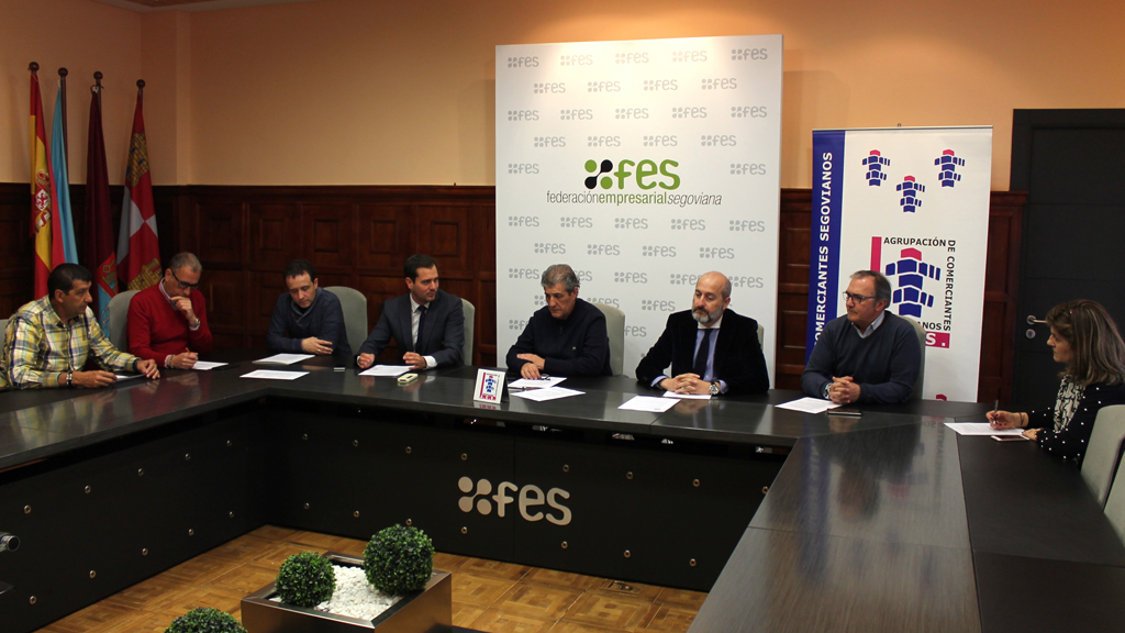 Imagen del encuentro entre la Agrupación de Comerciantes Segovianos y el Partido Popular.  / El Adelantado