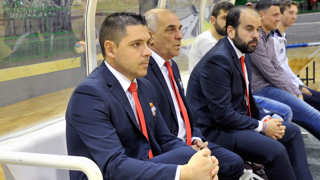 Diego Gacimartín, junto a Juan Carlos Casado, antes de un encuentro del Naturpellet en el Pedro Delgado. / KAMARERO