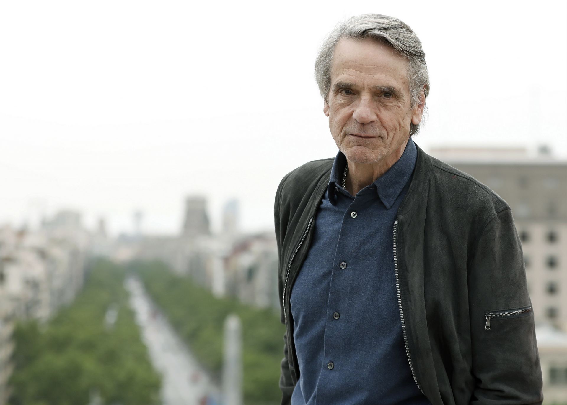 Jeremy Irons descarta pasarse a la dirección y prefiere la interpretación.