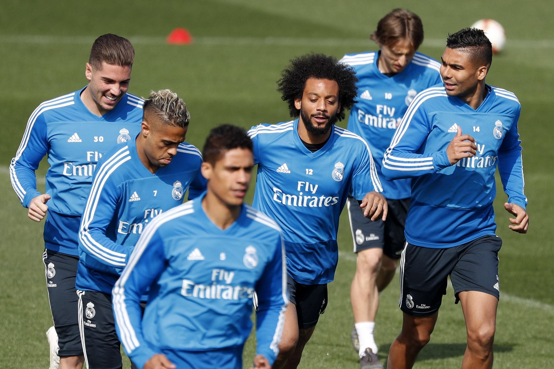 El once que recupera el Real Madrid en Mestalla es más reconocible que el de encuentros pasados.