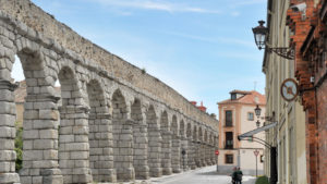 Nueve cámaras vigilarán el entorno del Acueducto del Postigo a Día Sanz 3 04 3kama acueducto vigilancia crv academia artilleria kam5549