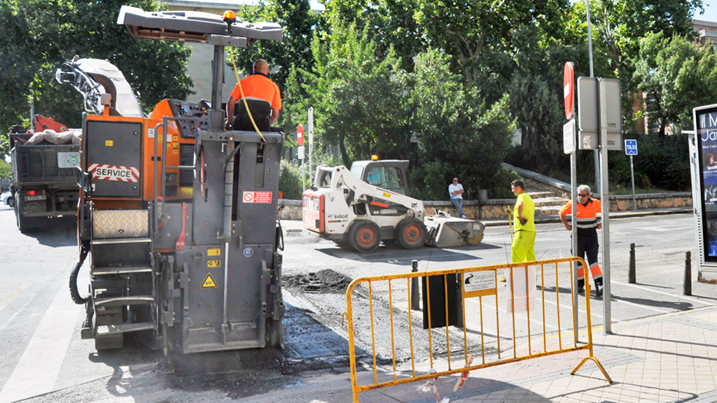 Imagen de la primera fase de los trabajos del Plan de Asfaltado. / Kamarero