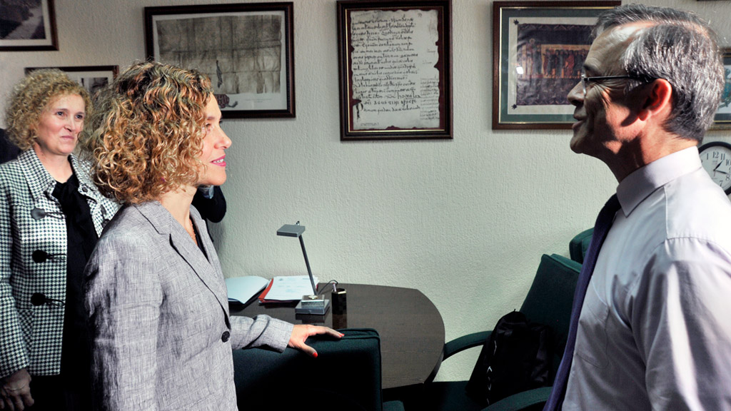 La ministra visitó la Subdelegación del Gobierno./ KAMARERO