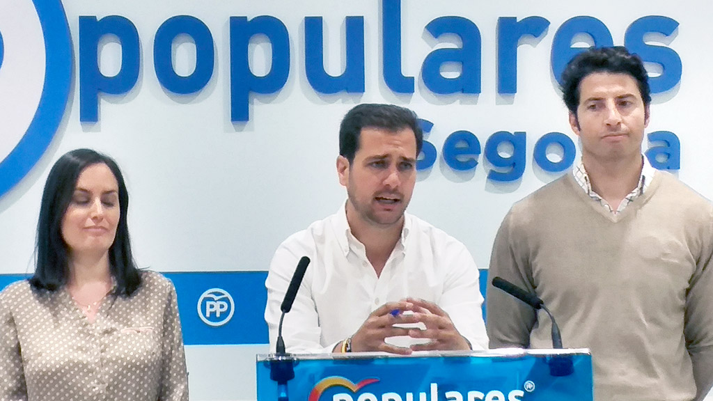 Pablo Pérez presenta, junto a miembros de su candidatura, su programa de Gobierno para Segovia. / El Adelantado