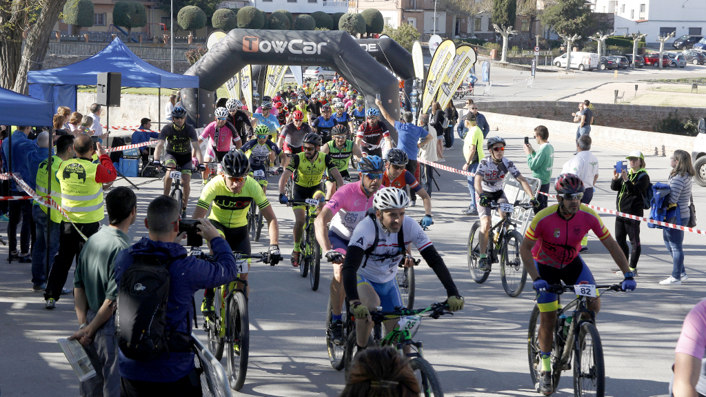 La mayoría del recorrido se ha realizado por senderos y se ha cruzado el río hasta en seis ocasiones.