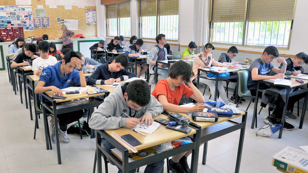 Las olimpiadas de Educación Secundaria cuentan con una participación inicial de 400 alumnos. / KAMARERO