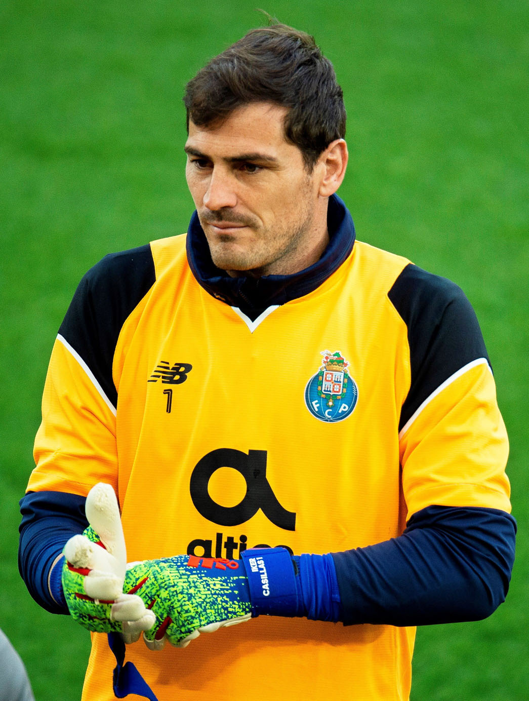 Iker Casillas, en el entrenamiento del Oporto previo a medirse al Liverpool.