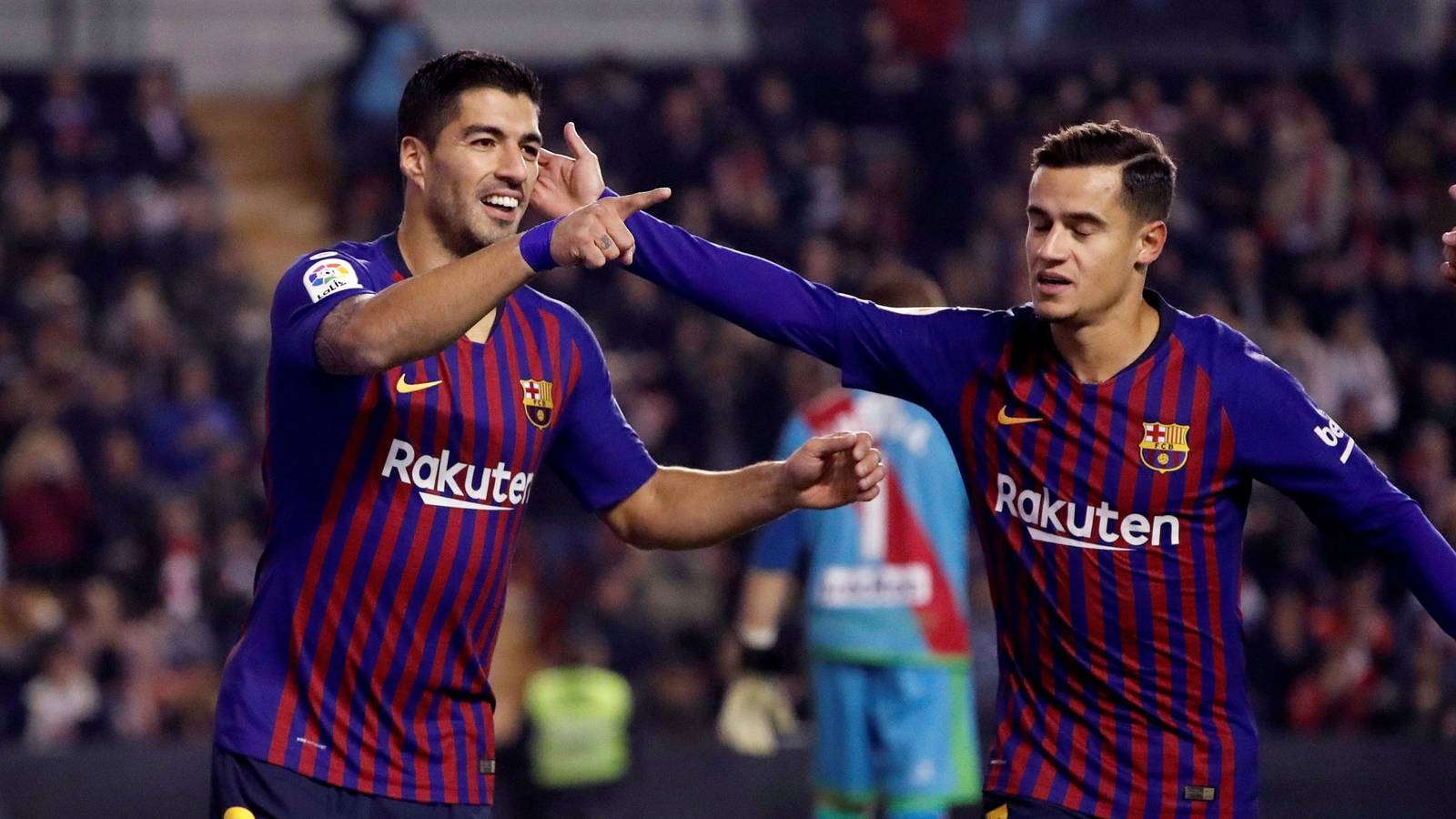 Suárez y Coutinho, dos regresos muy distintos 1 Luis Suárez y Coutinho, en un partido con el Barça.