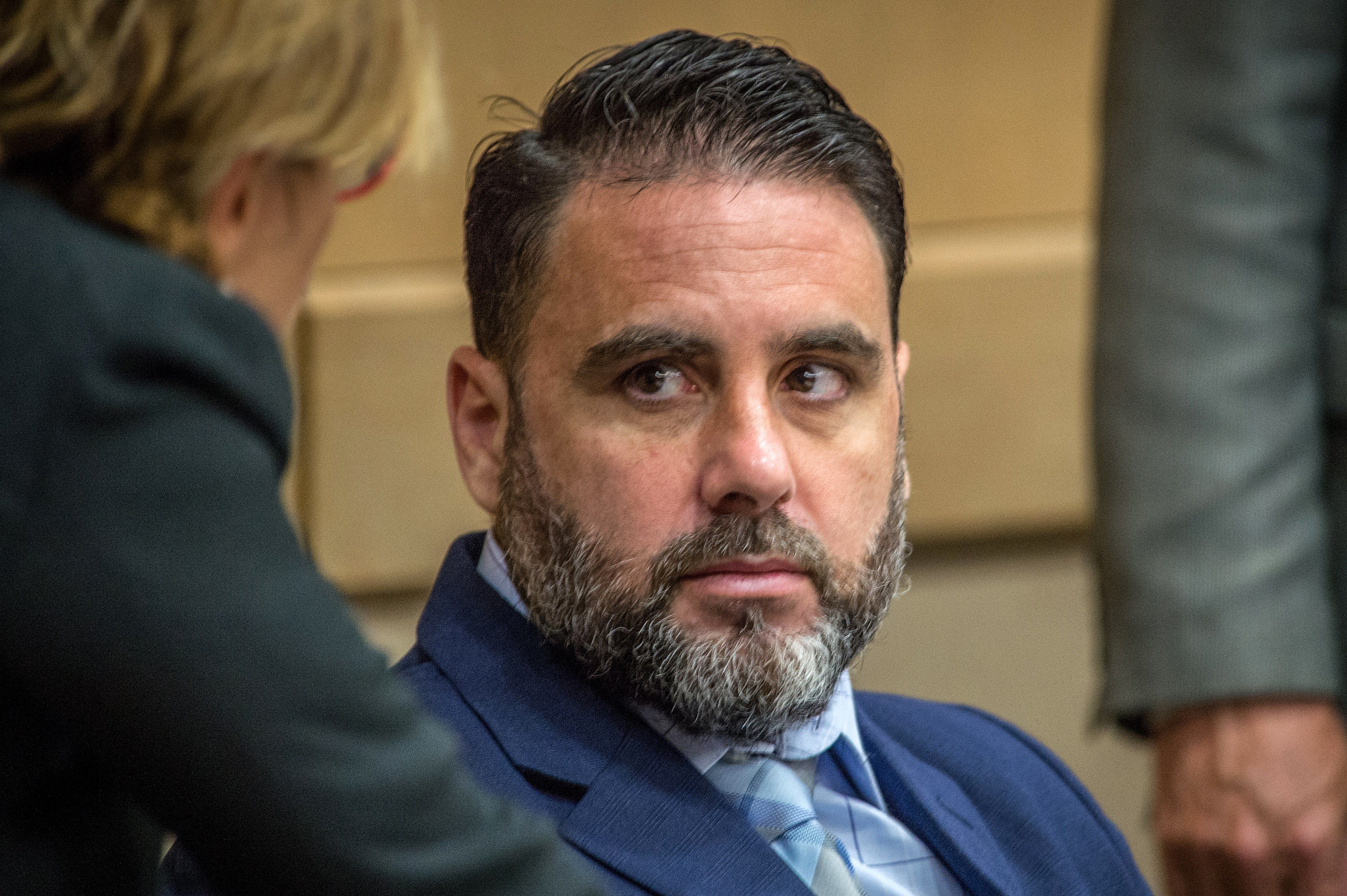 El hispanoestadounidense Pablo Ibar asiste a una sesión del juicio en Fort Lauderdale. / efe