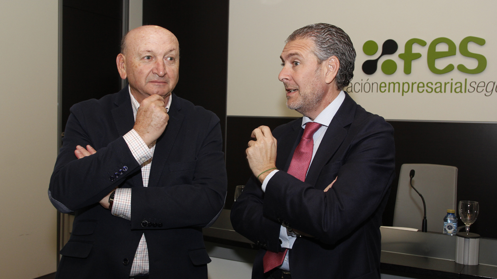 Miguel Ángel Antona (izquierda) junto a Andrés Ortega. / nerea llorente