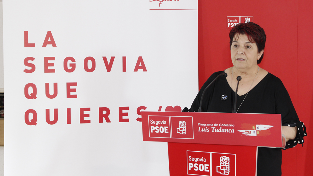 La candidata socialista, Clara Luquero, durante un acto del partido. / Nerea Llorente