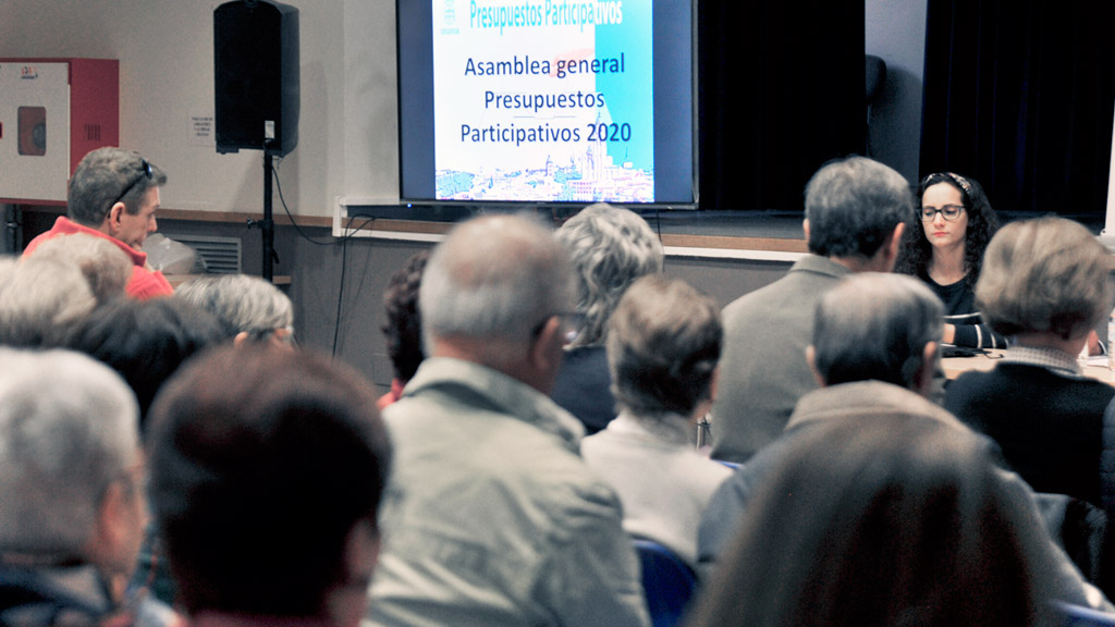 Asamblea sobre presupuestos participativos celebrada el pasado mes de marzo en el Centro Cívico de San José. / Kamarero