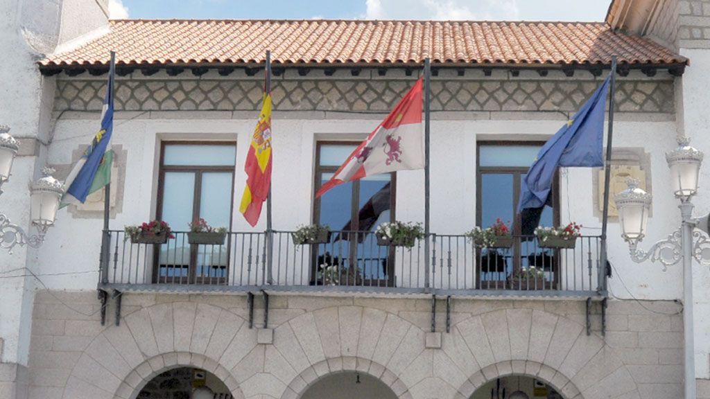 Imagen del Ayuntamiento de El Espinar, donde fue alcaldesa Alicia Palomo. / kamarero