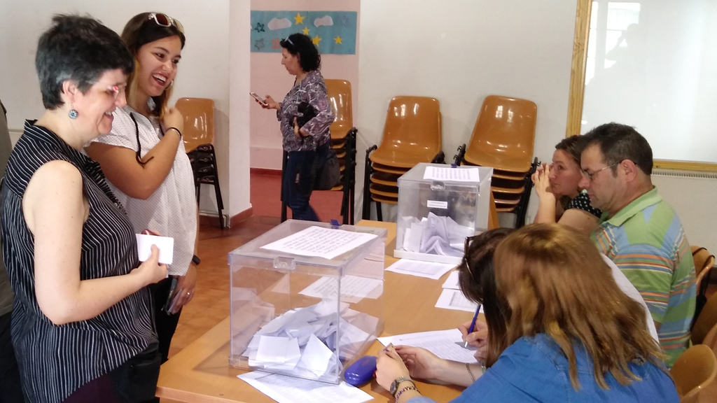 Los vecinos participaron activamente en la consulta popular. / A.M.